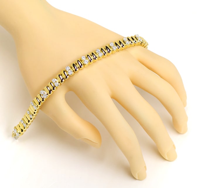 Foto 4 - Damen-Armband mit 3,56ct Brillanten massiv 18K Gelbgold, S1946
